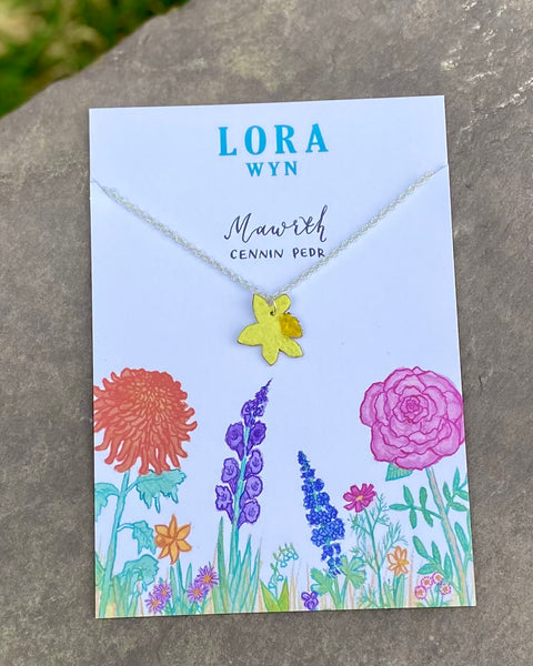 Cadwyn Blodau Penblwydd / Birth Flower Necklace