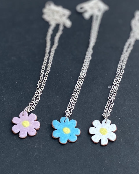 Mini Daisy Necklace