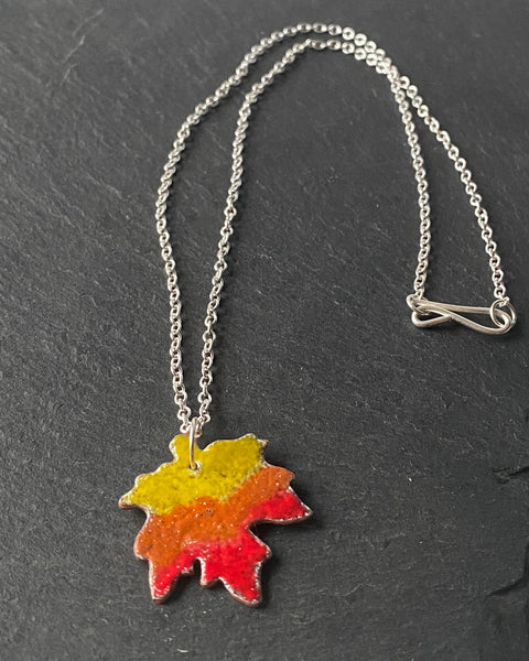 Sycamorwydden Hydrefol Necklace