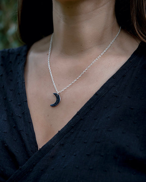 Cadwen Lleuad / Moon Necklace