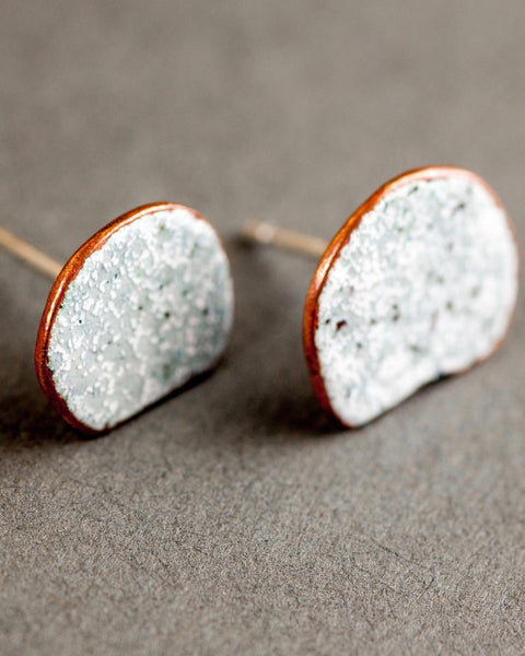 Pebble Studs