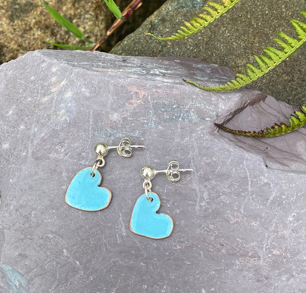 Styds Calonnau / Heart Dangly Studs