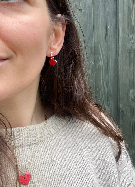 Styds Calonnau / Heart Dangly Studs