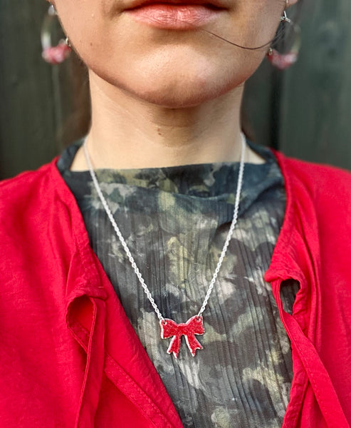 Cadwen Rhuban / Bow Necklace