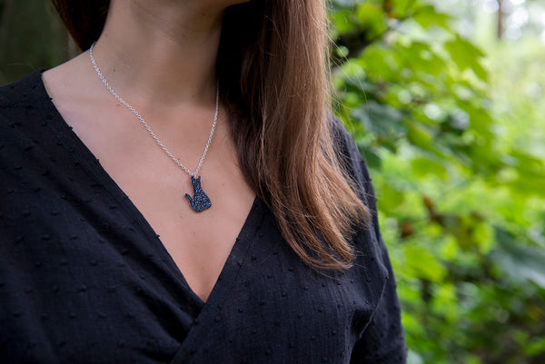 Cadwen Cath Ddu / Black Cat Necklace